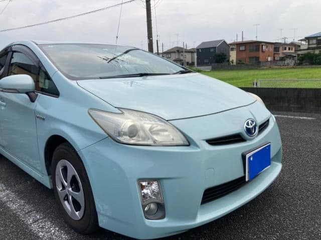 Car thumbnail 2