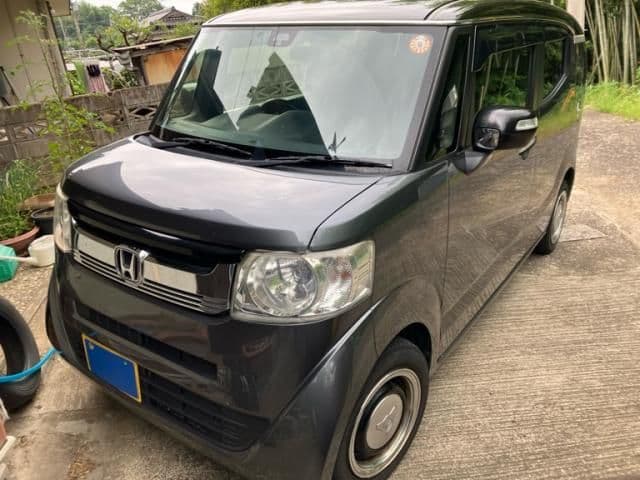 Car image 1