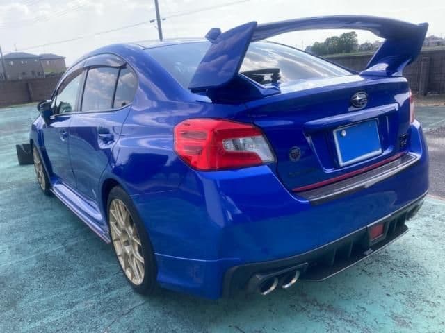 Car thumbnail 4