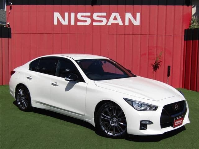 NISSAN SKYLINE