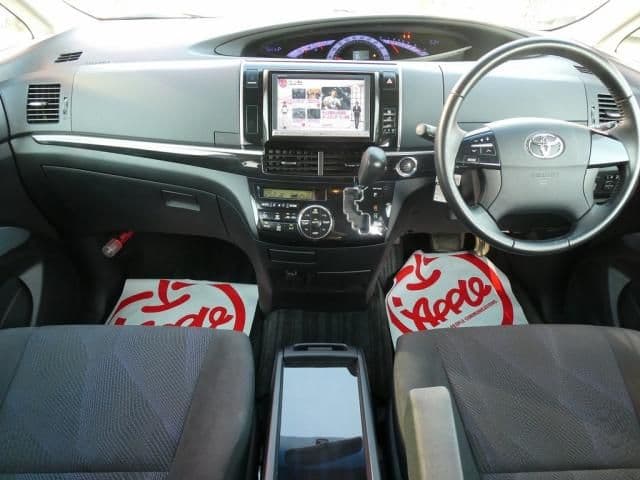 Car thumbnail 4