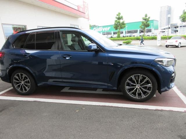 Car thumbnail 4
