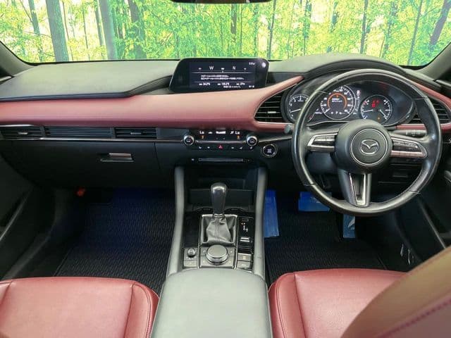 Car thumbnail 3