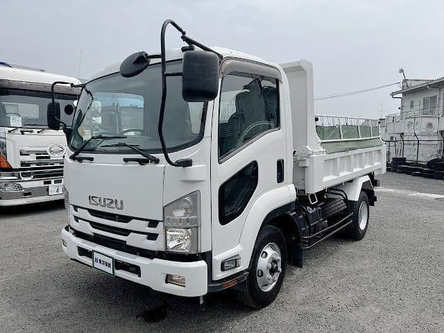 ISUZU