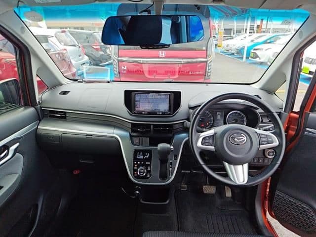 Car thumbnail 3