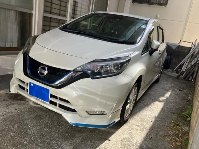 NISSAN