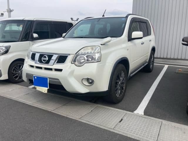 NISSAN