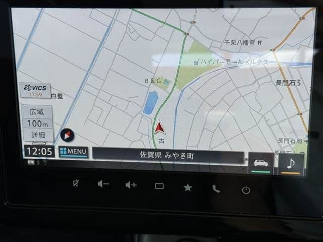 Car thumbnail 4