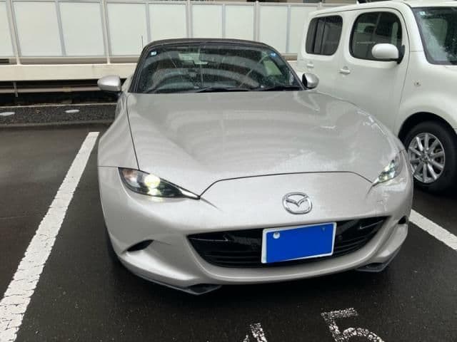 Car thumbnail 3