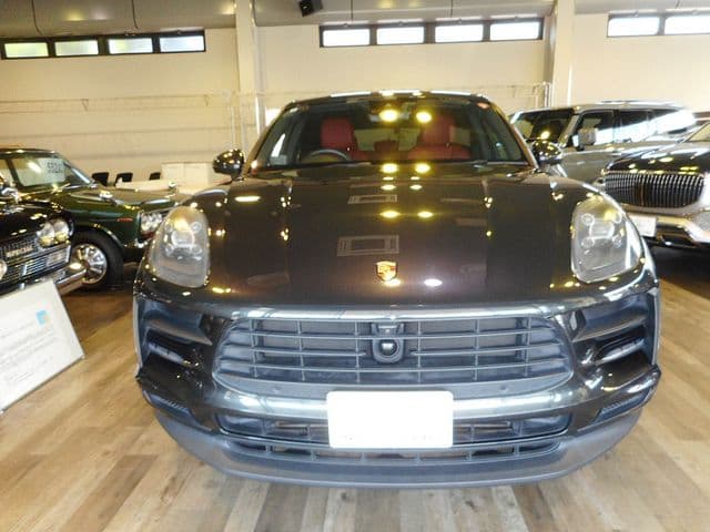 Car thumbnail 4