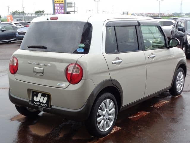 Car thumbnail 3