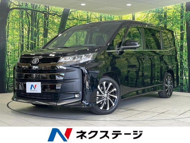 TOYOTA NOAH