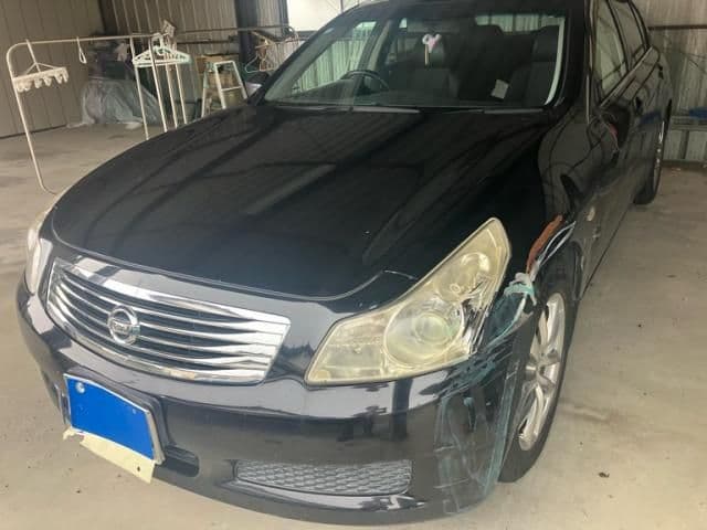 NISSAN