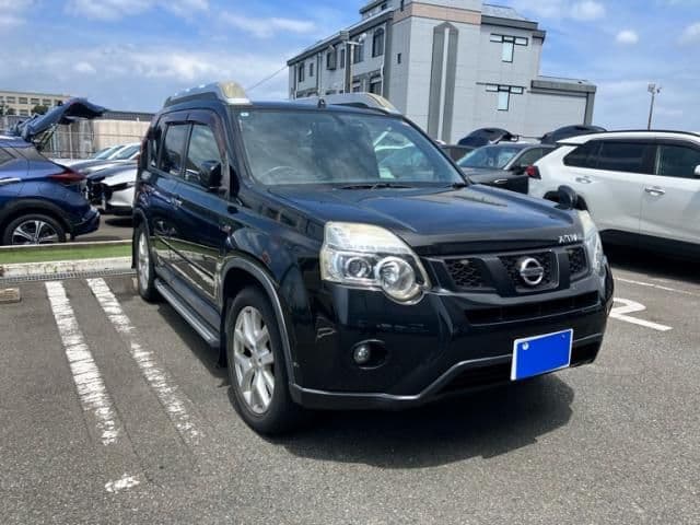 NISSAN
