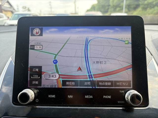 Car thumbnail 4