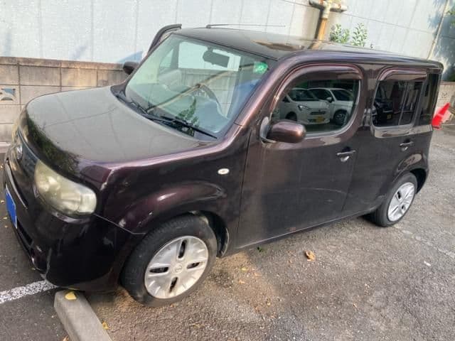 NISSAN