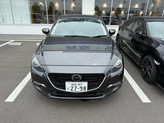 MAZDA AXELA sedan