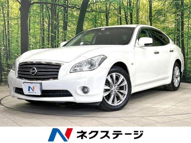 NISSAN