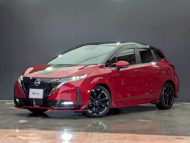 NISSAN AURA