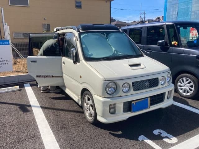 Car thumbnail 3