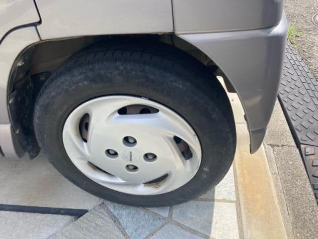 Car thumbnail 3