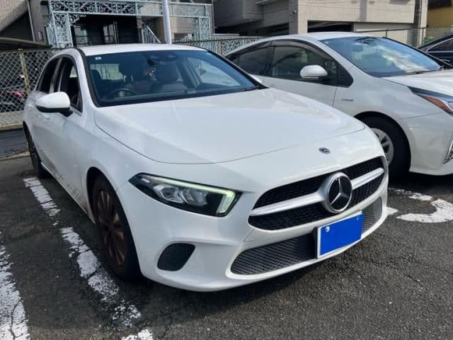Car thumbnail 3