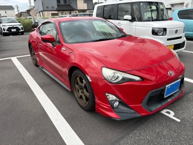 Car thumbnail 3