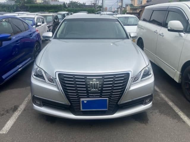 TOYOTA CROWN sedan 4WD