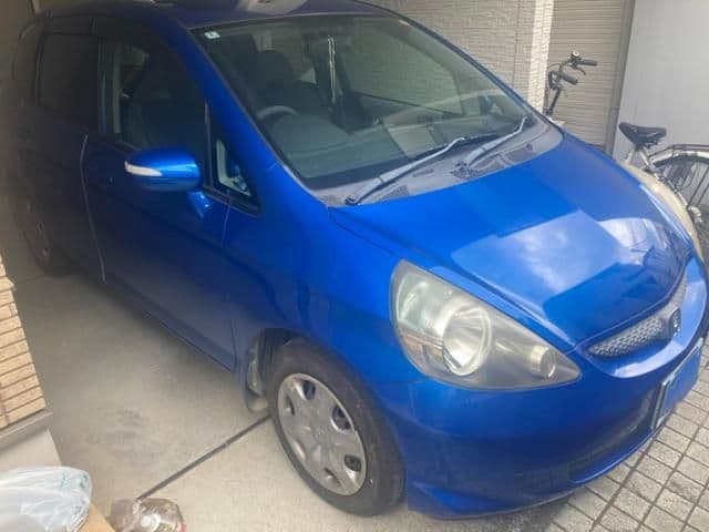 Car thumbnail 3