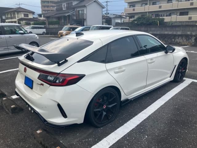 Car thumbnail 3