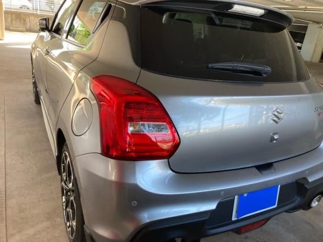 Car thumbnail 3