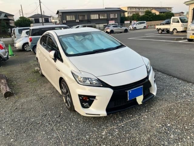 Car thumbnail 3