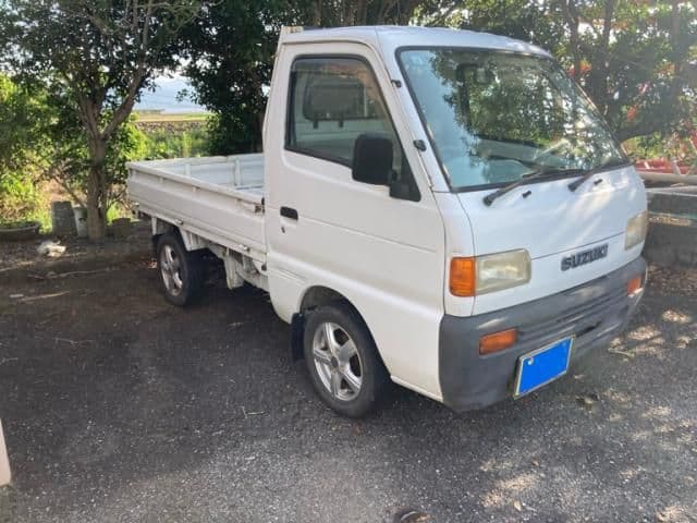 SUZUKI