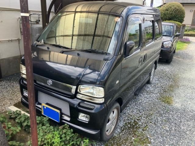 SUZUKI