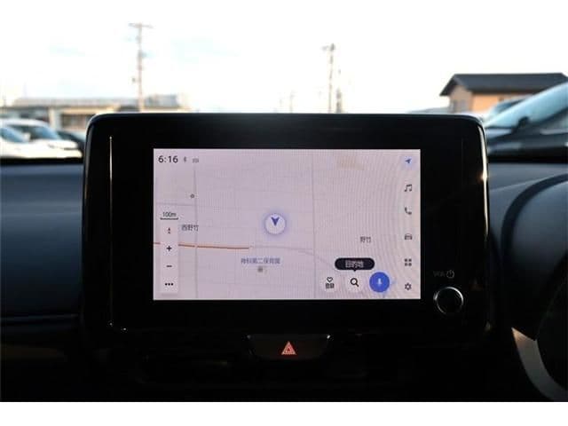 Car thumbnail 3