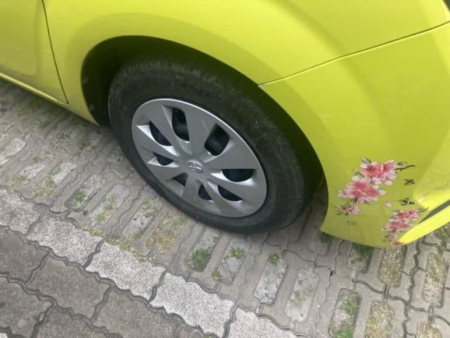 Car thumbnail 2
