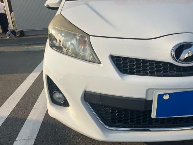 Car thumbnail 3