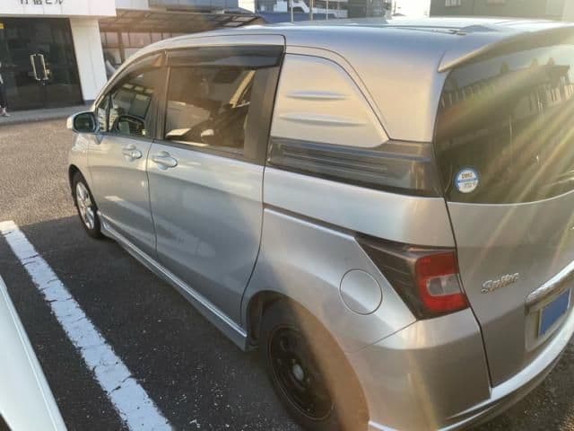 Car thumbnail 4
