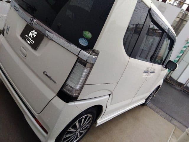 Car thumbnail 3