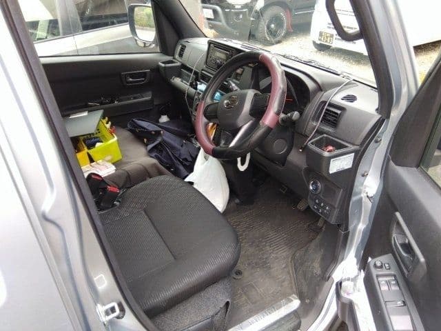 Car thumbnail 2
