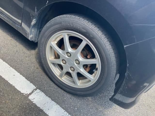 Car thumbnail 3