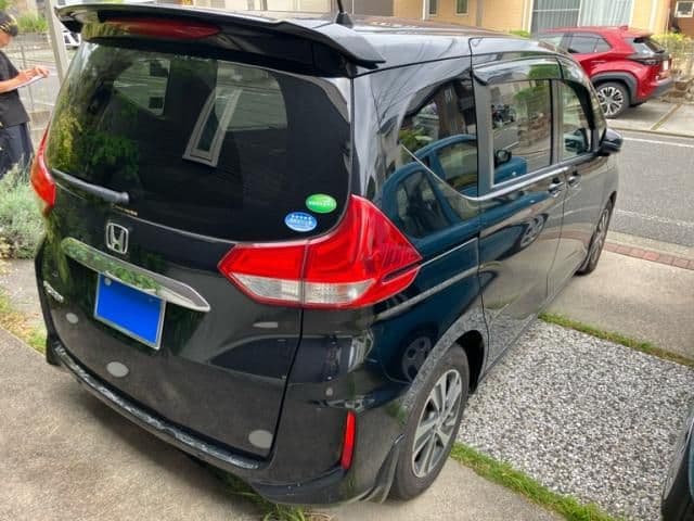 Car thumbnail 3