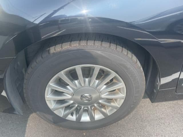 Car thumbnail 4
