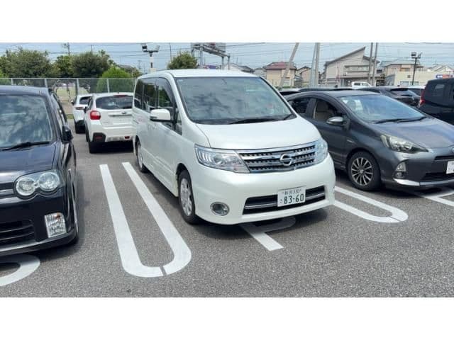 NISSAN SERENA  WG