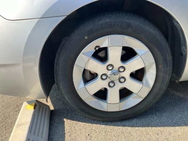 Car thumbnail 3