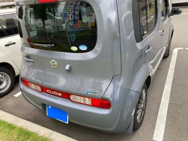 Car thumbnail 2