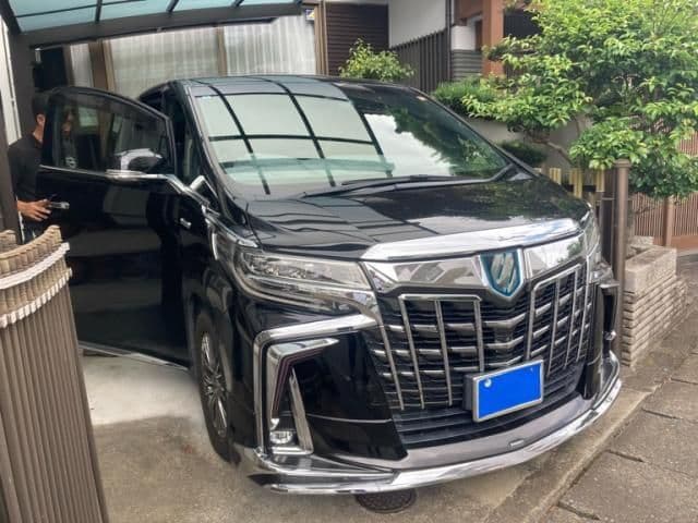 TOYOTA ALPHARD hybrid 4WD