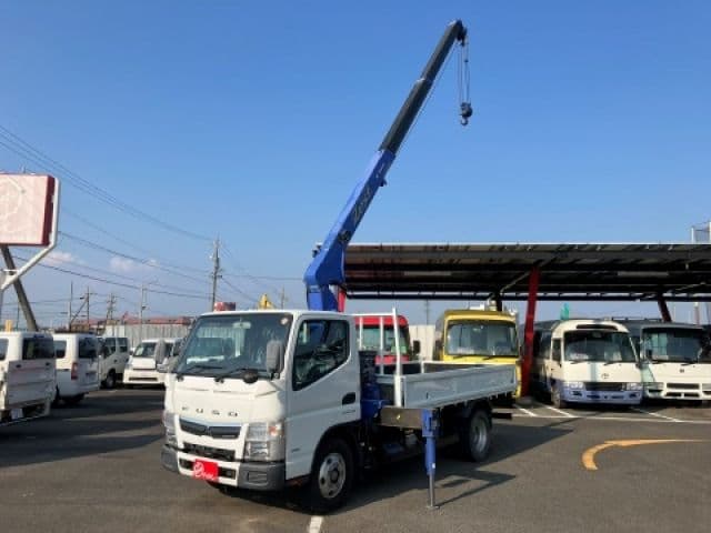 MITSUBISHI CANTER
