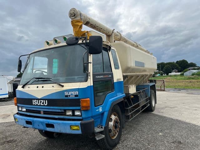 ISUZU FORWARD