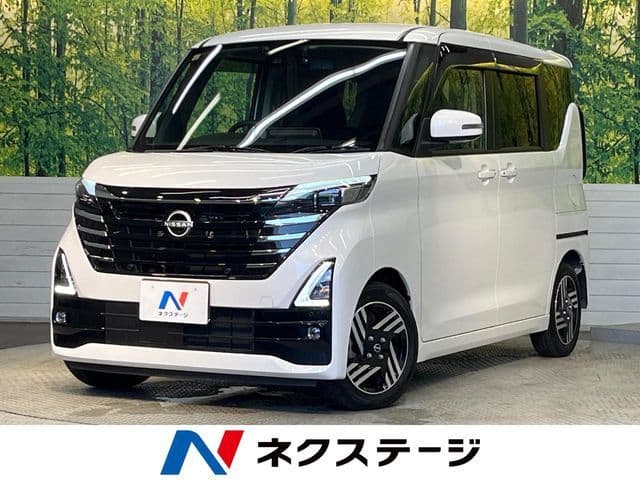 NISSAN ROOX